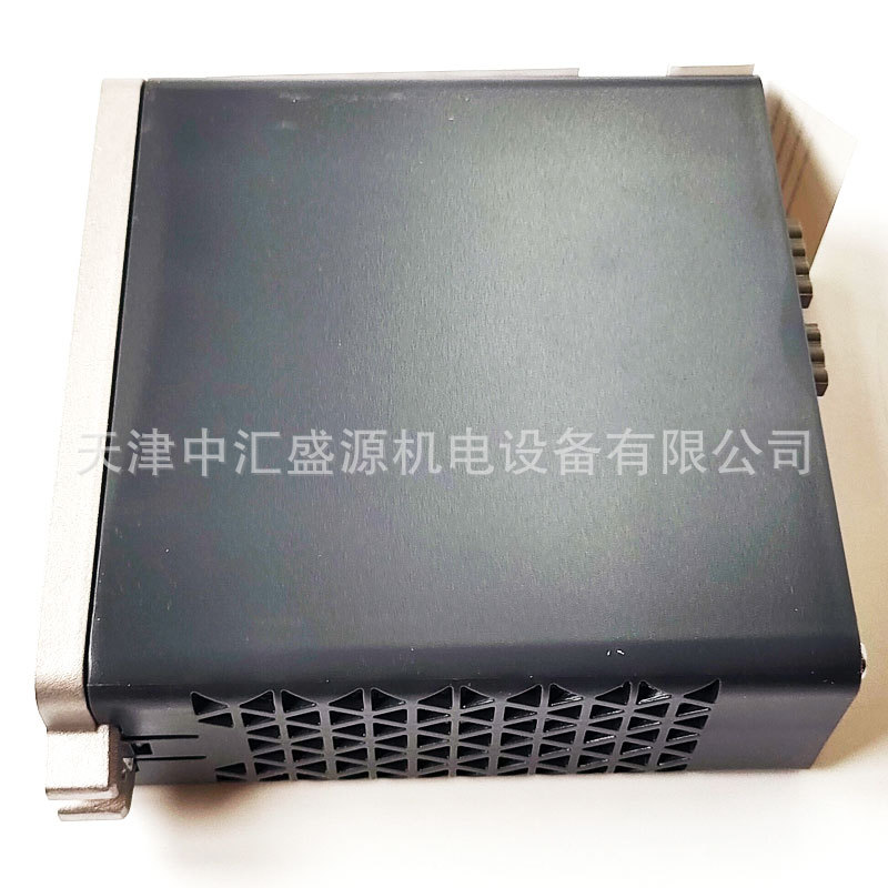 施耐德LXM28AU04M3X伺服驱动器图片2