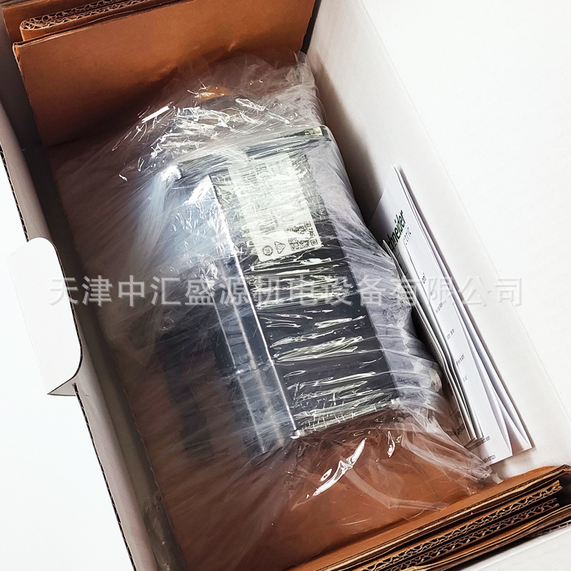 施耐德BCH2LF0733CA5C伺服电机