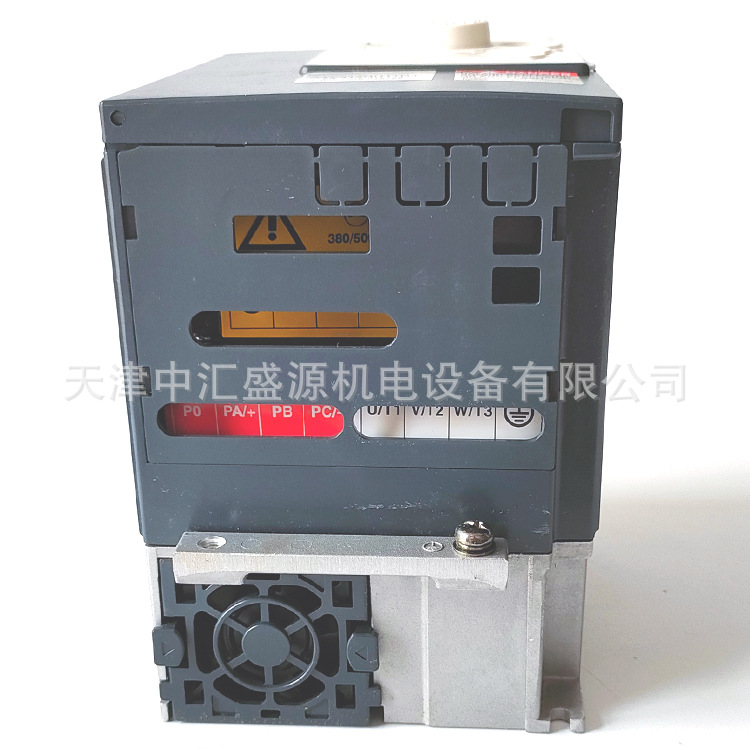 施耐德ATV312HU11N4变频器图片4